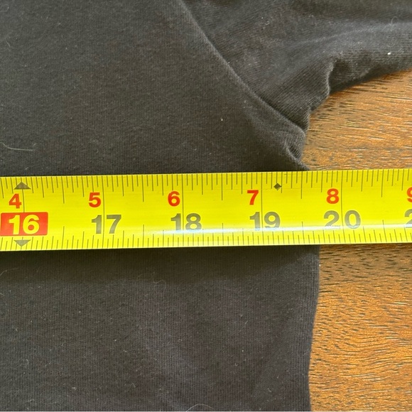 Jean-Michel Basquiat Uniqlo UT Short-Sleeve Graphic T-Shirt Black Size Medium - Picture 8 of 9